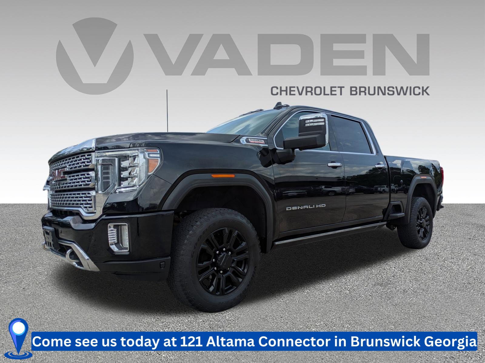 Used 2023 GMC Sierra 3500 Denali w/ Denali Black Diamond Edition AWD/4WD image 1