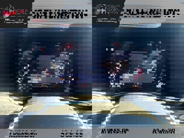 Used 2024 GMC Canyon Elevation w/ Elevation Premium Package image 3