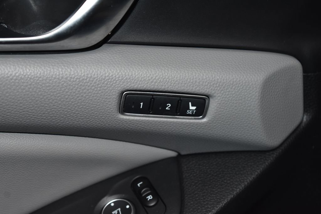 Used 2020 Honda Accord EX-L image 5