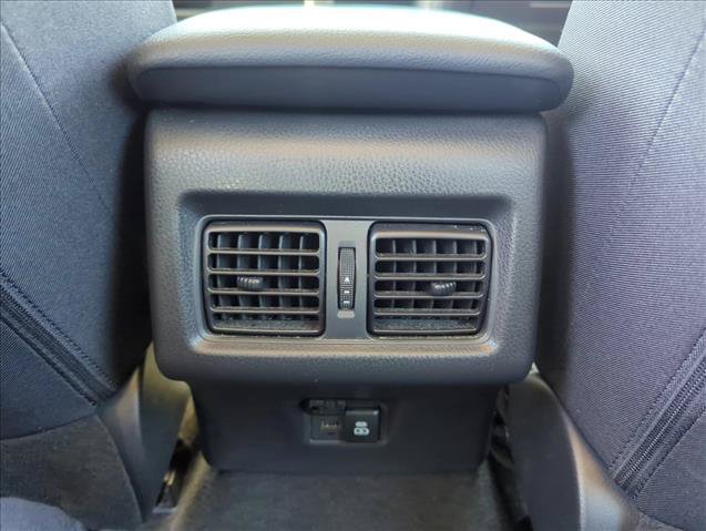Used 2025 Toyota Camry LE FWD image 21