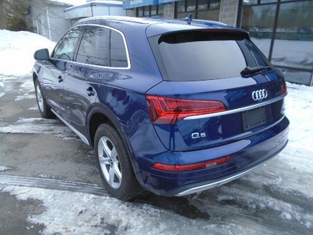Used 2023 Audi Q5 2.0T Premium w/ Convenience Package AWD/4WD image 6