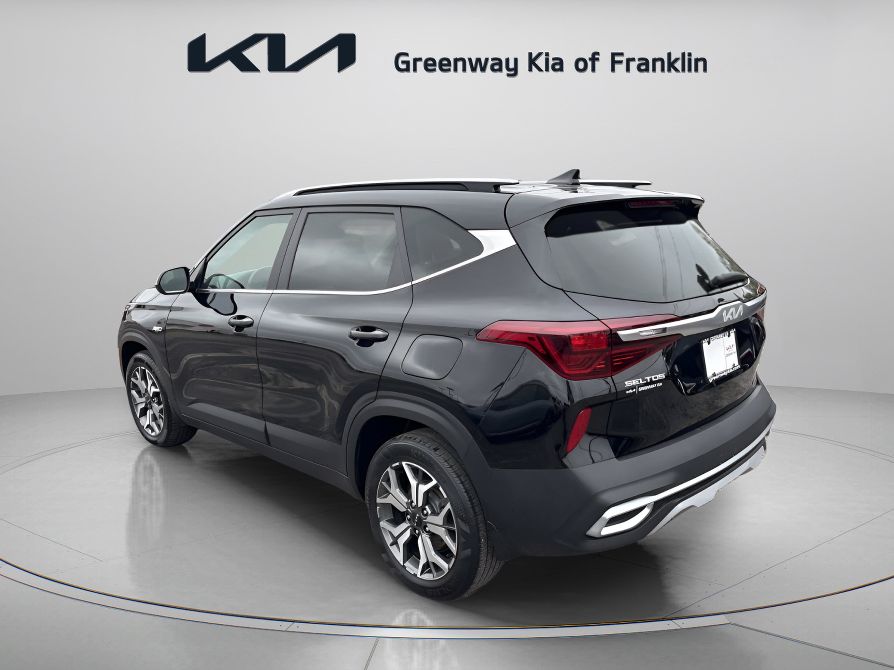 Used 2023 Kia Seltos EX AWD/4WD image 5