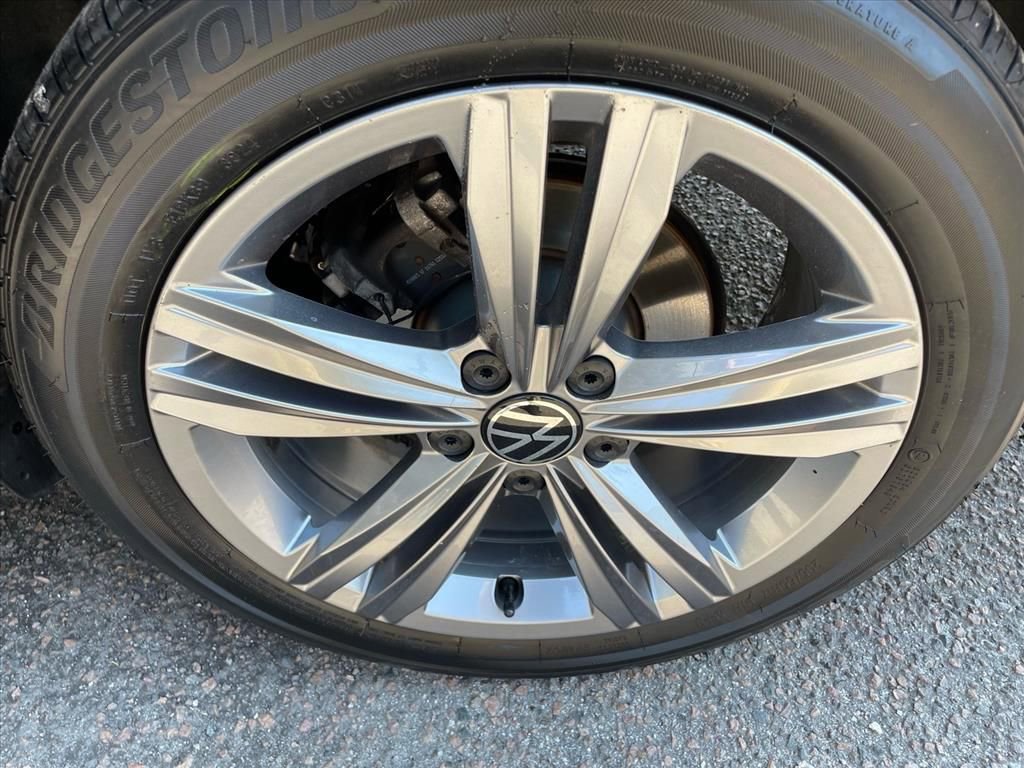 Used 2023 Volkswagen Jetta SE image 13