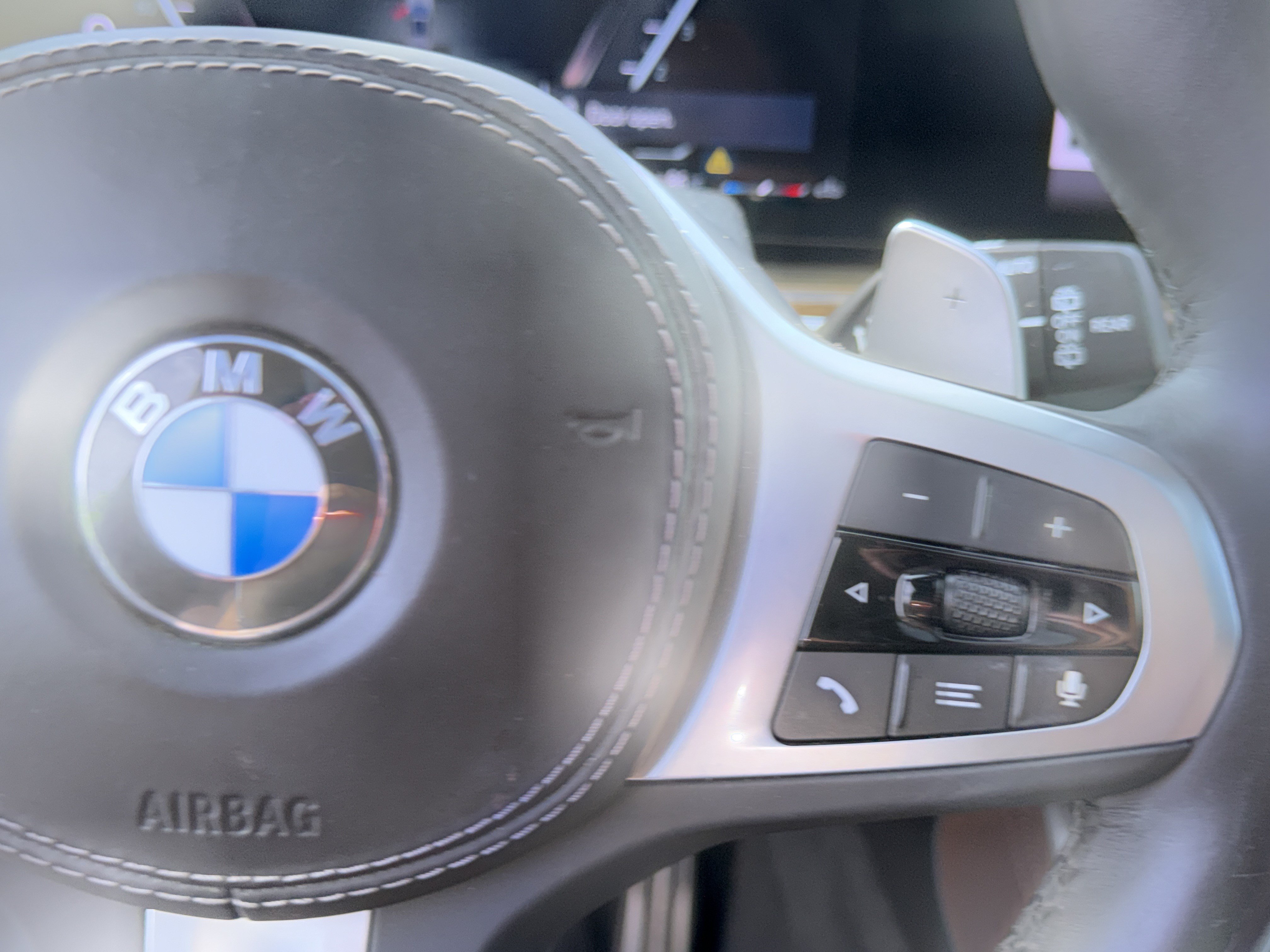 Used 2025 BMW X5 sDrive40i w/ M Sport Package RWD image 79