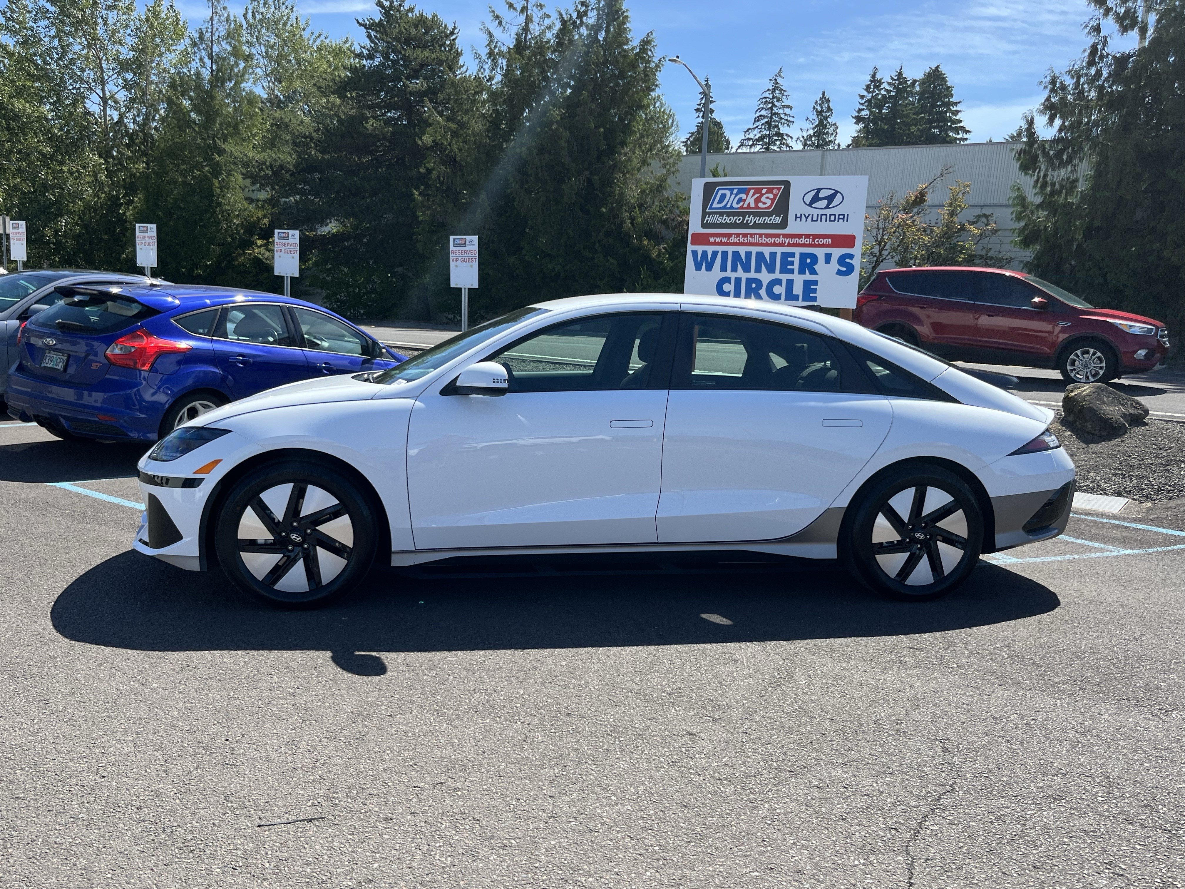 Certified 2025 Hyundai Ioniq 6 Limited RWD image 2