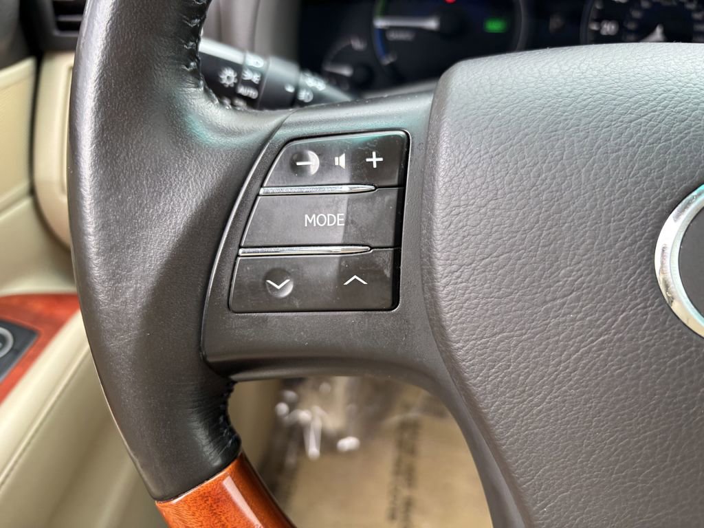 Used 2012 Lexus RX 450h AWD w/ Premium Pkg image 13