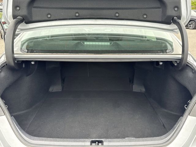 Used 2021 Toyota Camry SE FWD image 10