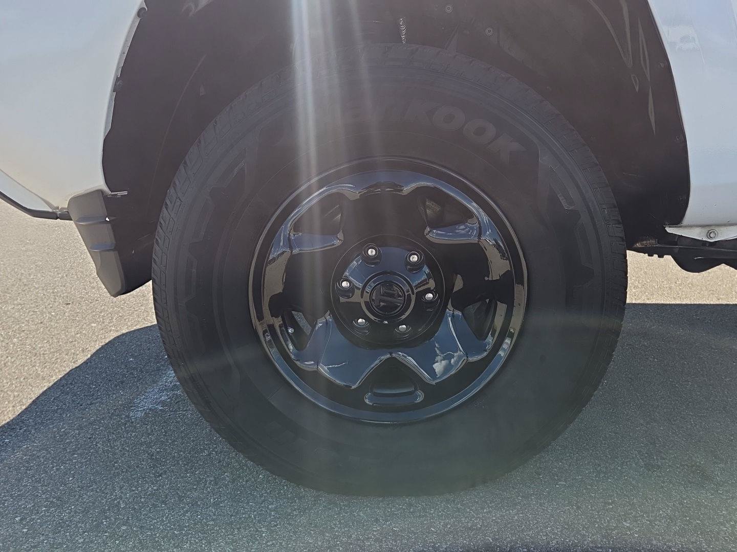 Used 2020 Toyota Tacoma SR AWD/4WD image 13