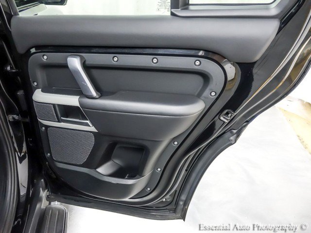 Used 2022 Land Rover Defender 110 X-Dynamic HSE AWD/4WD image 30