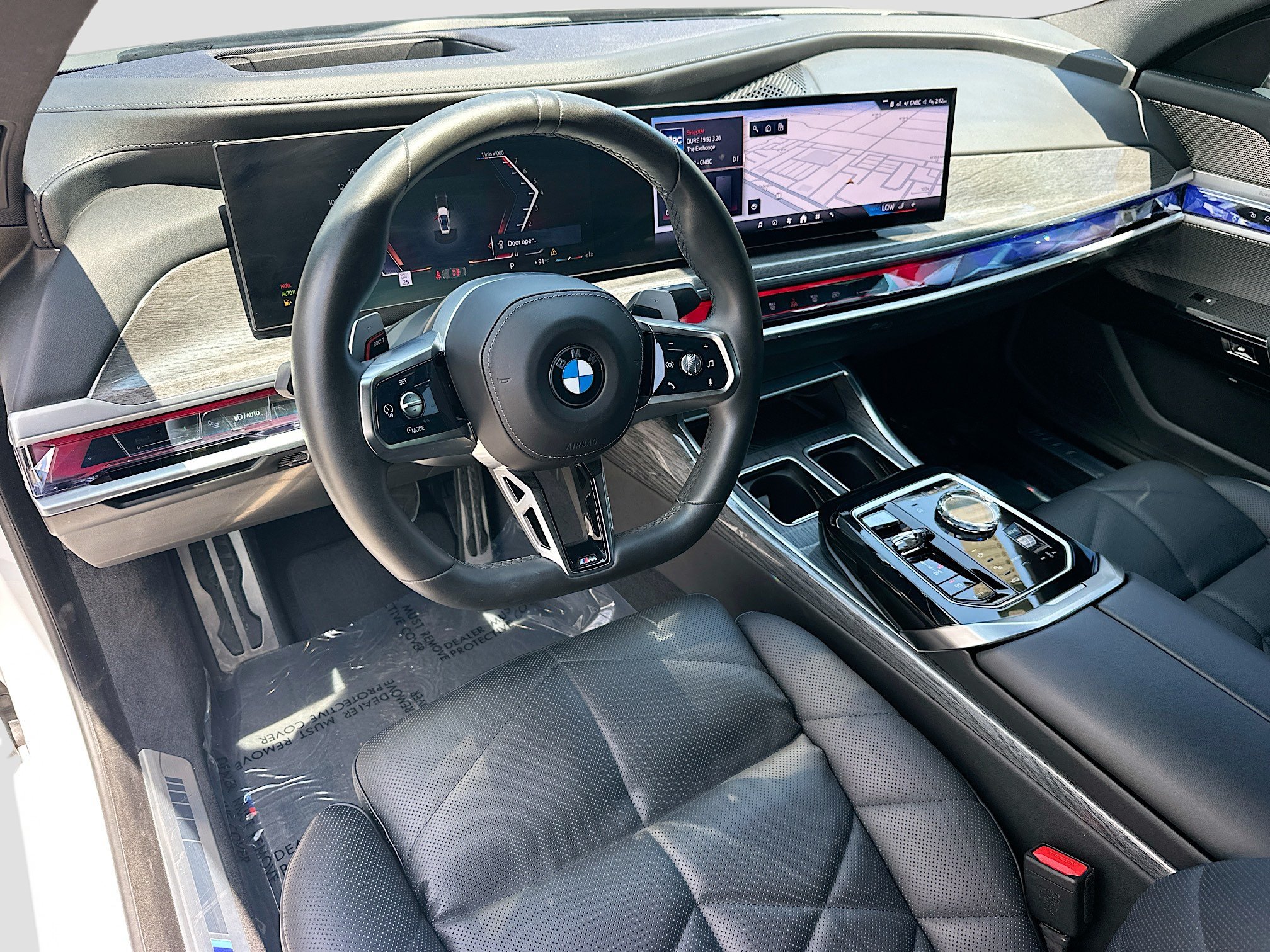 Used 2023 BMW 740i w/ Parking Assistance Package RWD image 9