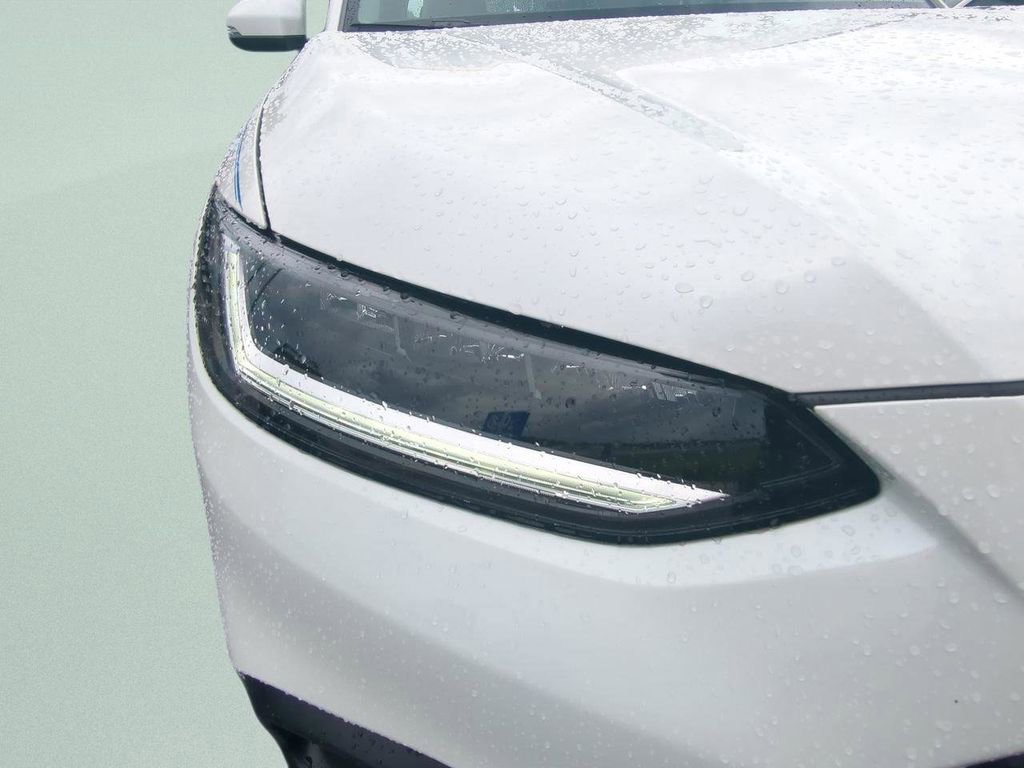 Certified 2024 Honda HR-V LX image 10