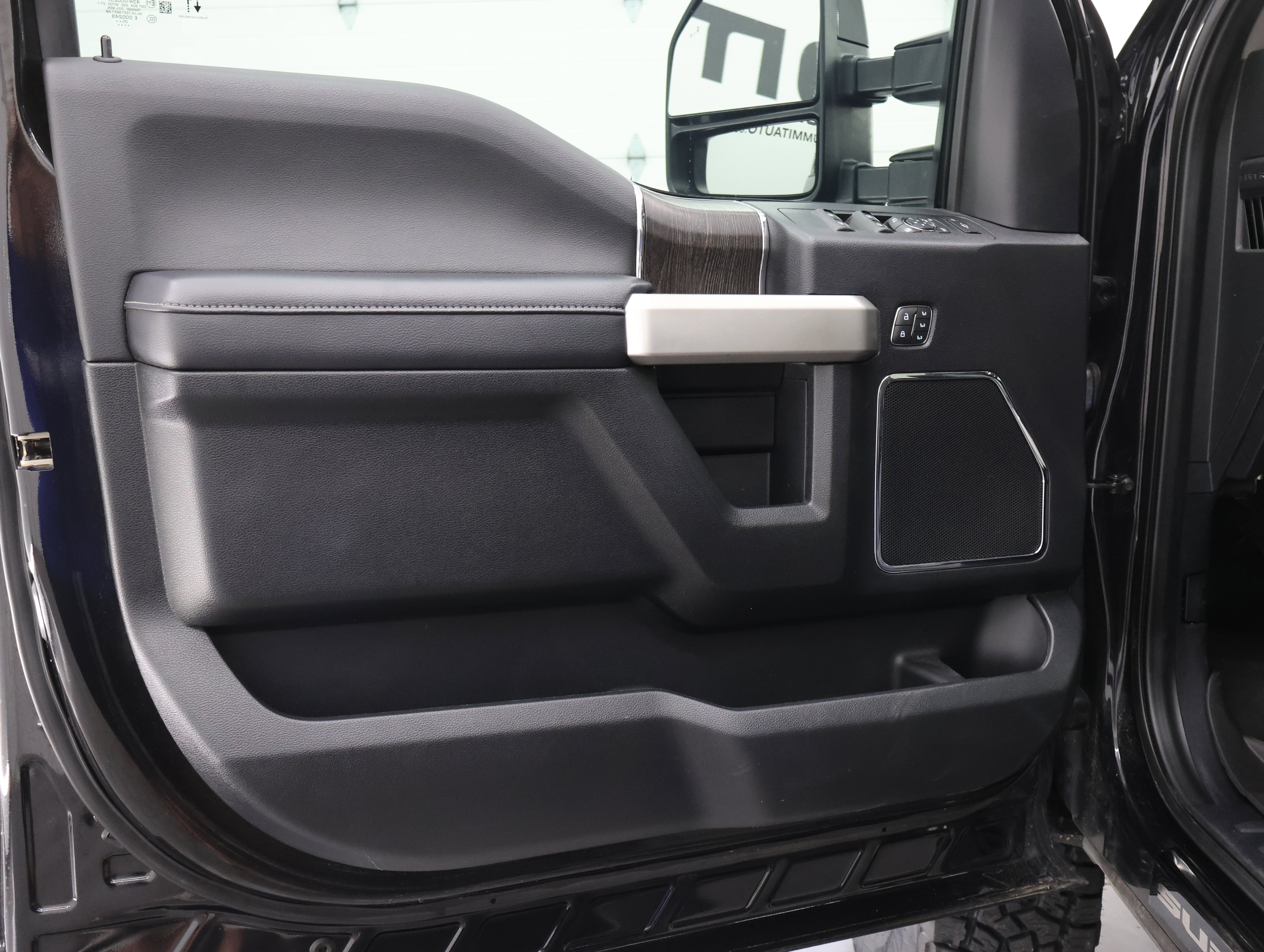 Used 2021 Ford F250 Lariat AWD/4WD image 43