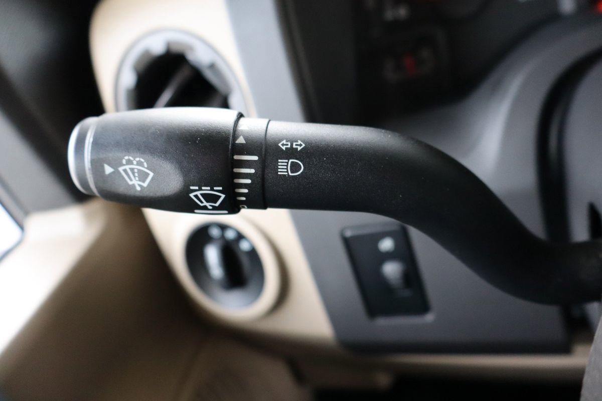 Used 2015 Ford E-450 and Econoline 450 Super Duty w/ Motorhome Prep Package image 66