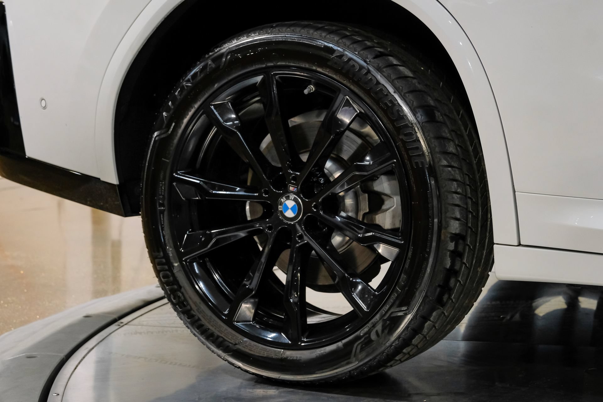 Used 2025 BMW X4 xDrive30i w/ Premium Package AWD/4WD image 60