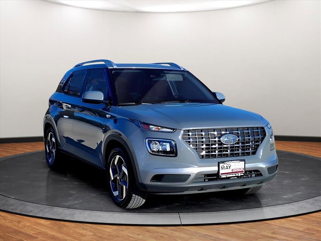 Used 2023 Hyundai Venue SEL image 22