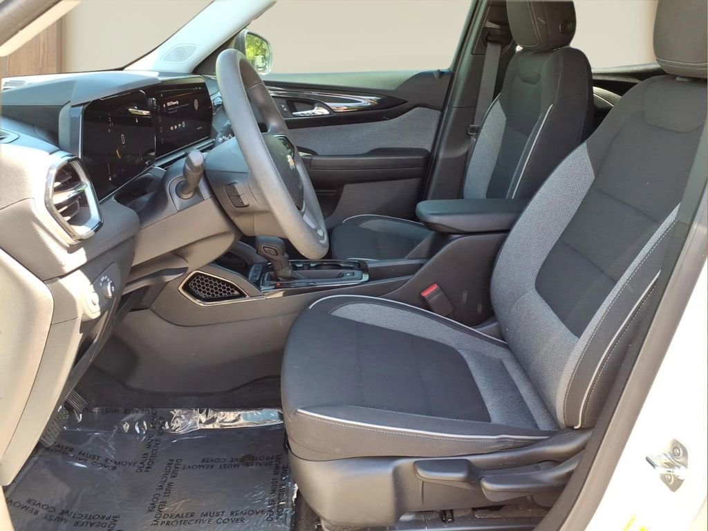 Certified 2024 Chevrolet TrailBlazer LS w/ LS Convenience Package FWD image 15