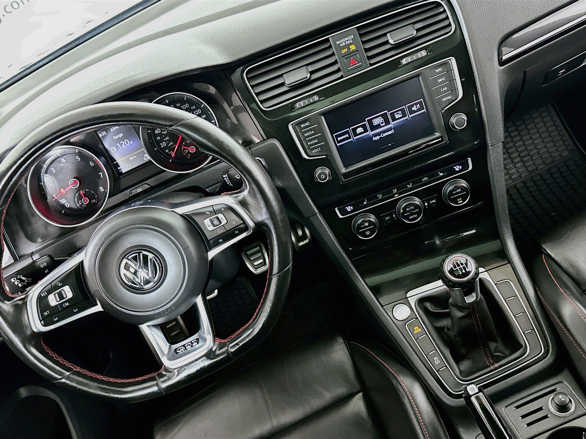 Used 2016 Volkswagen GTI Autobahn w/ Lighting Package (SEL) FWD image 18