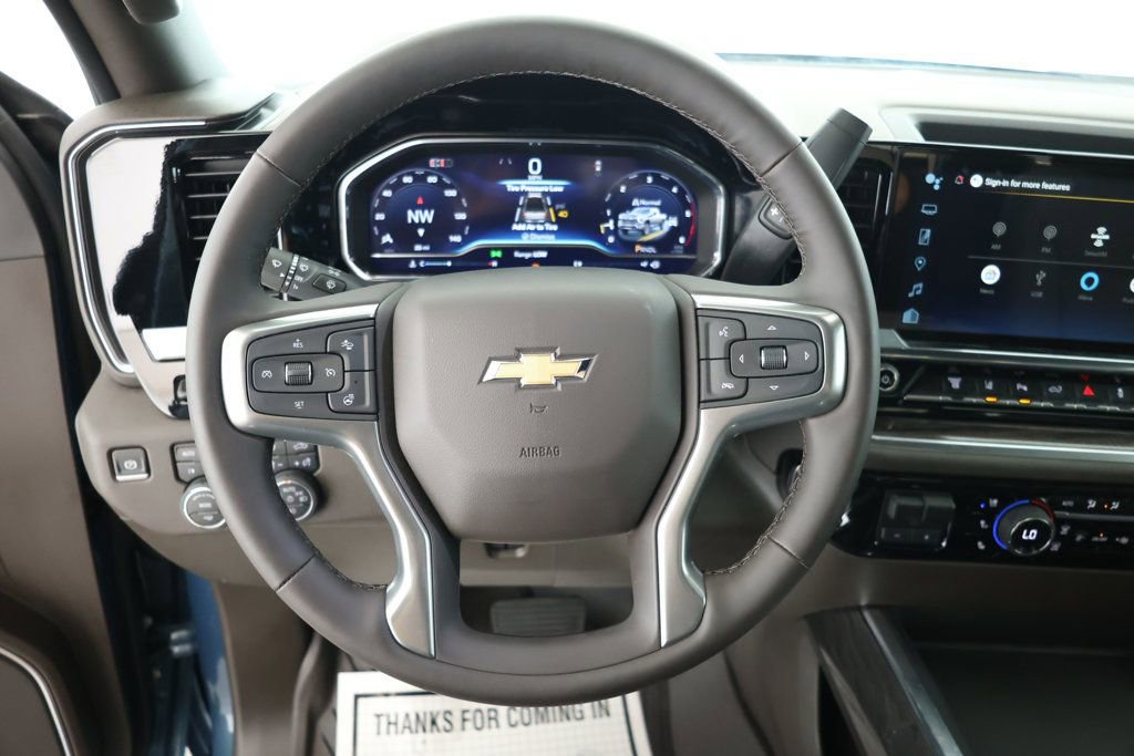 Used 2025 Chevrolet Silverado 3500 LTZ w/ LTZ Premium Package image 12