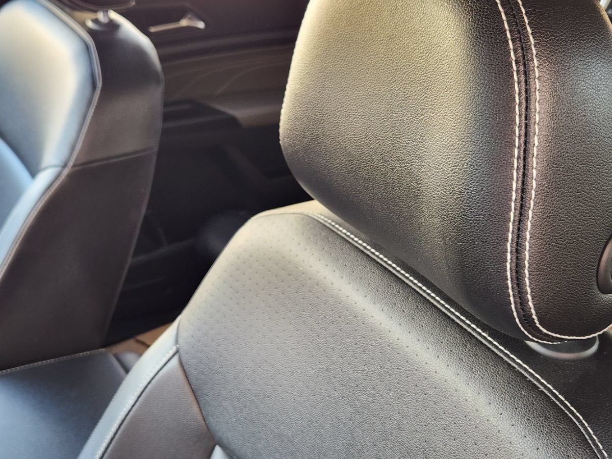 Used 2021 Volkswagen Atlas SE w/ Panoramic Sunroof Package FWD image 34