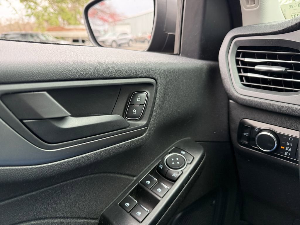Certified 2024 Ford Escape Active image 17