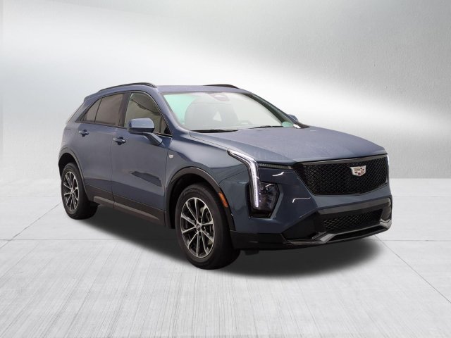 Certified 2024 Cadillac XT4 Sport w/ Cold Weather Package AWD/4WD image 3