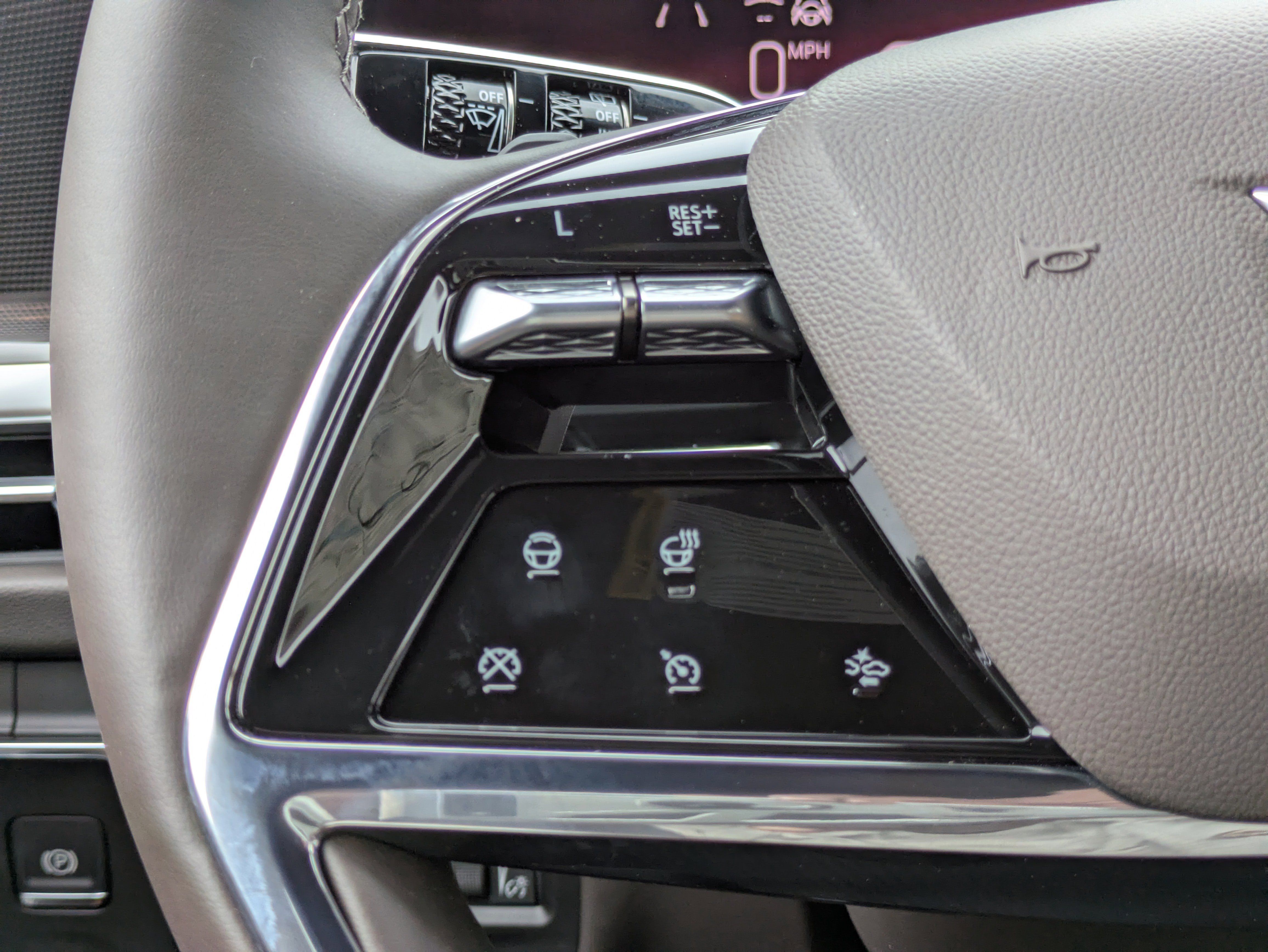 New 2026 Cadillac Escalade Luxury RWD image 19