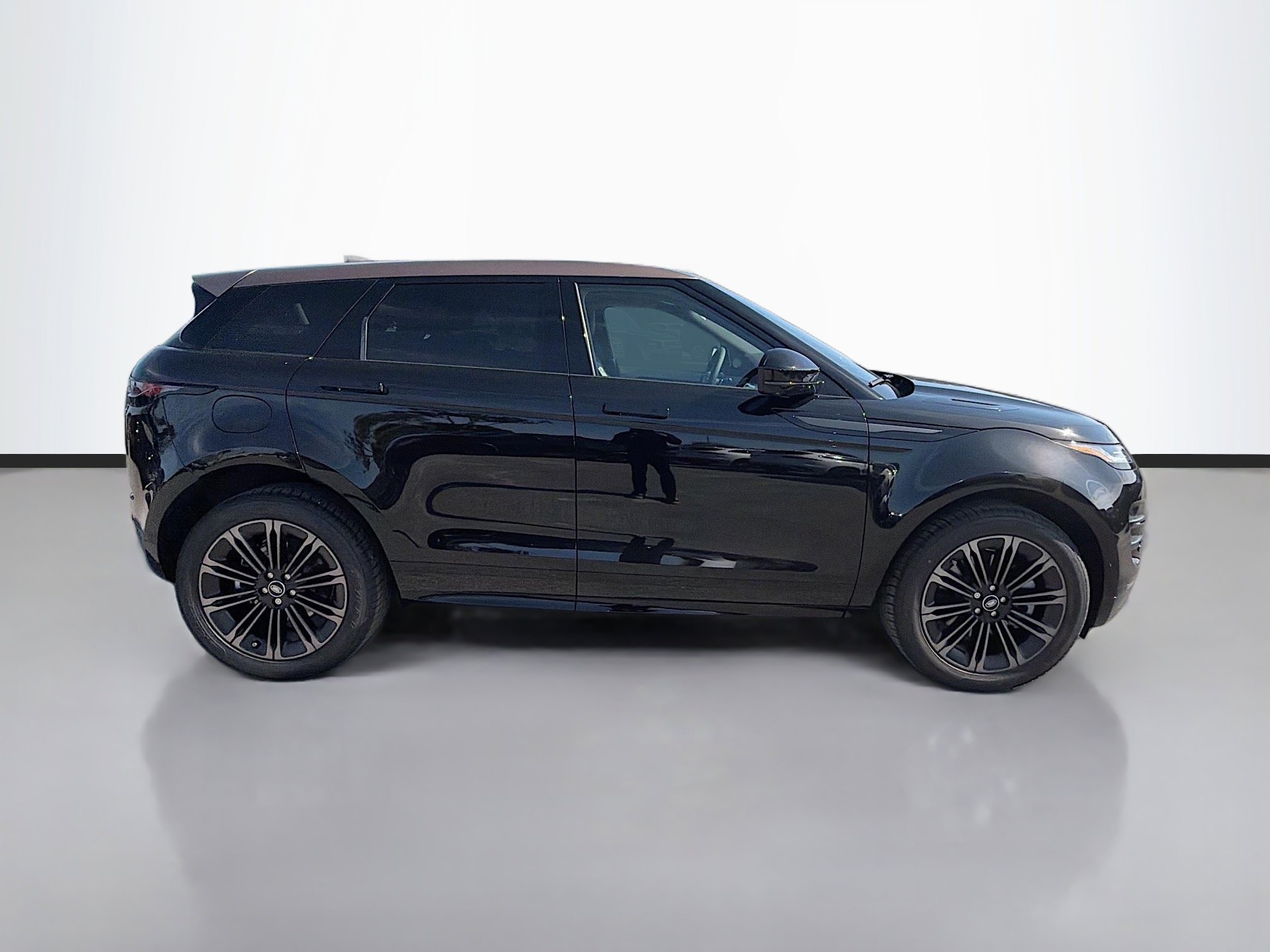 New 2026 Land Rover Range Rover Evoque Dynamic SE image 6