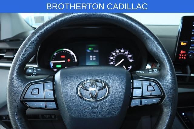 Used 2024 Toyota Sienna LE AWD/4WD image 17