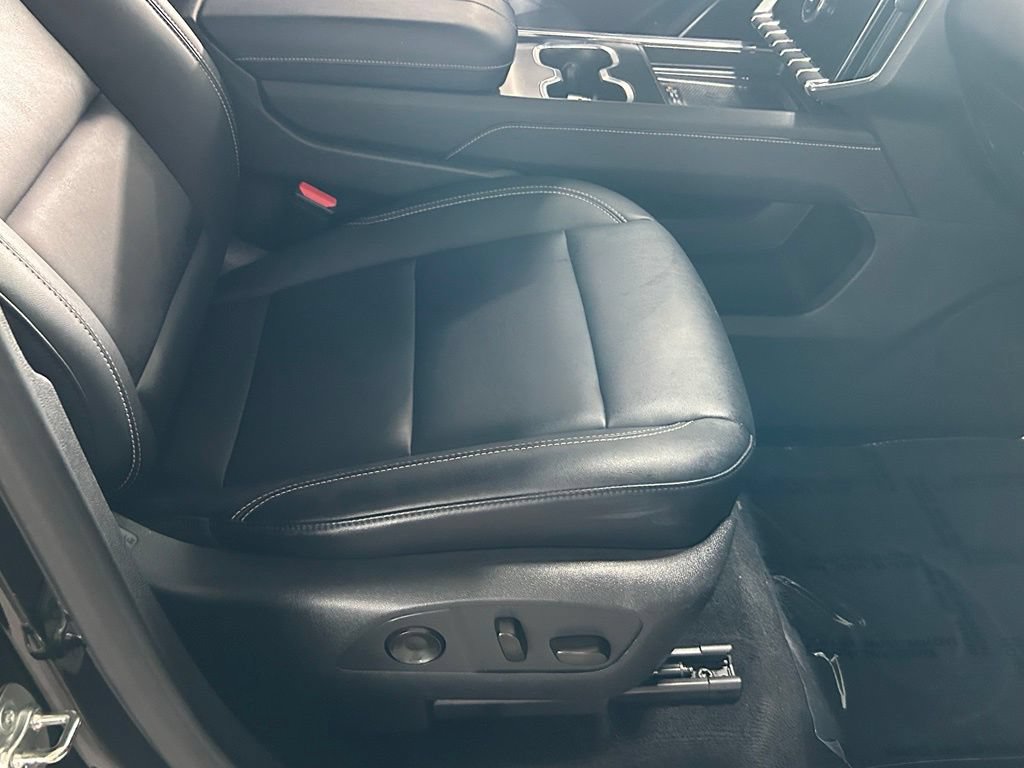 Used 2024 GMC Acadia Elevation w/ Black Edition FWD image 41