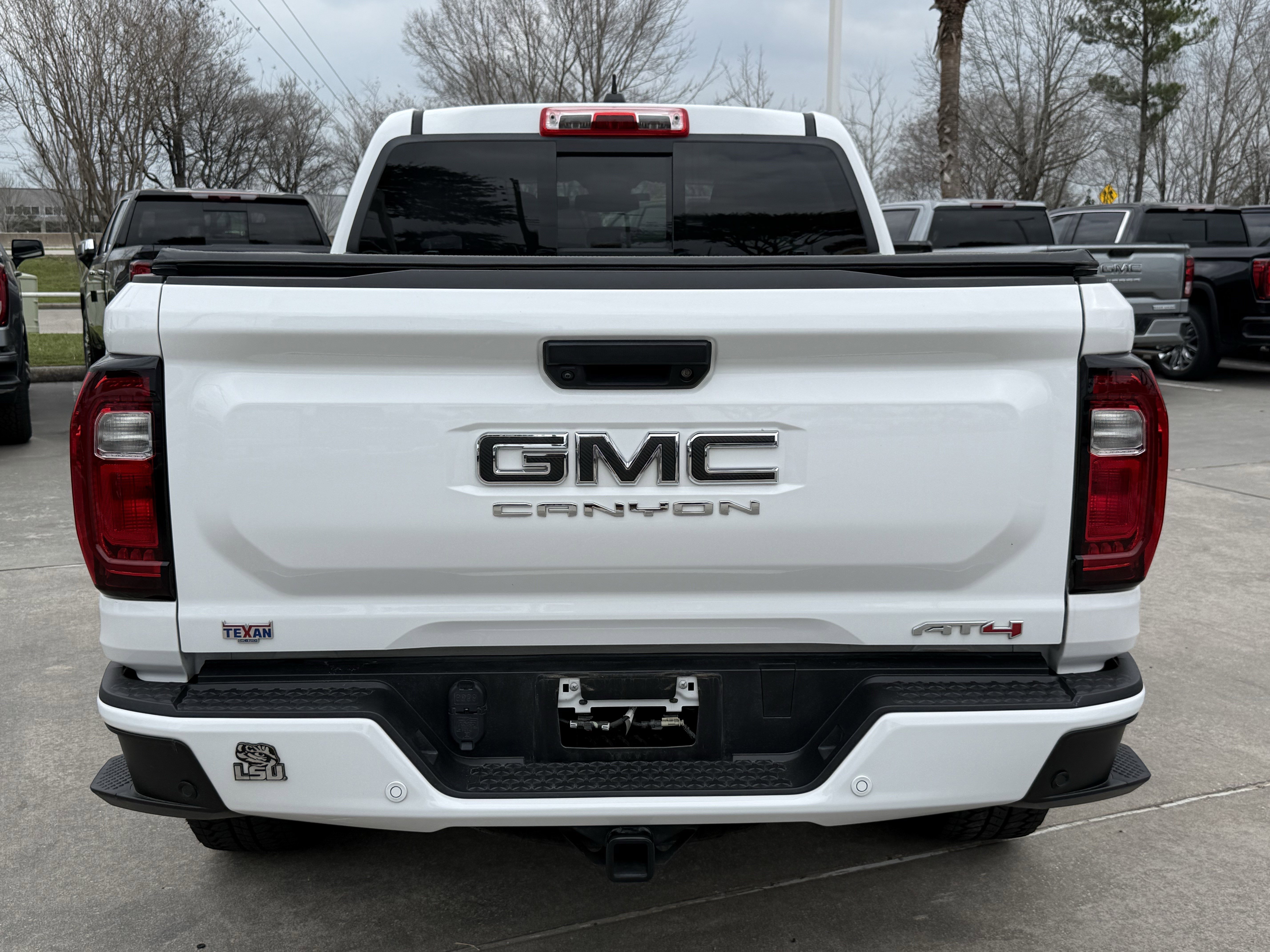 Used 2024 GMC Canyon AT4 w/ AT4 Premium Package image 6