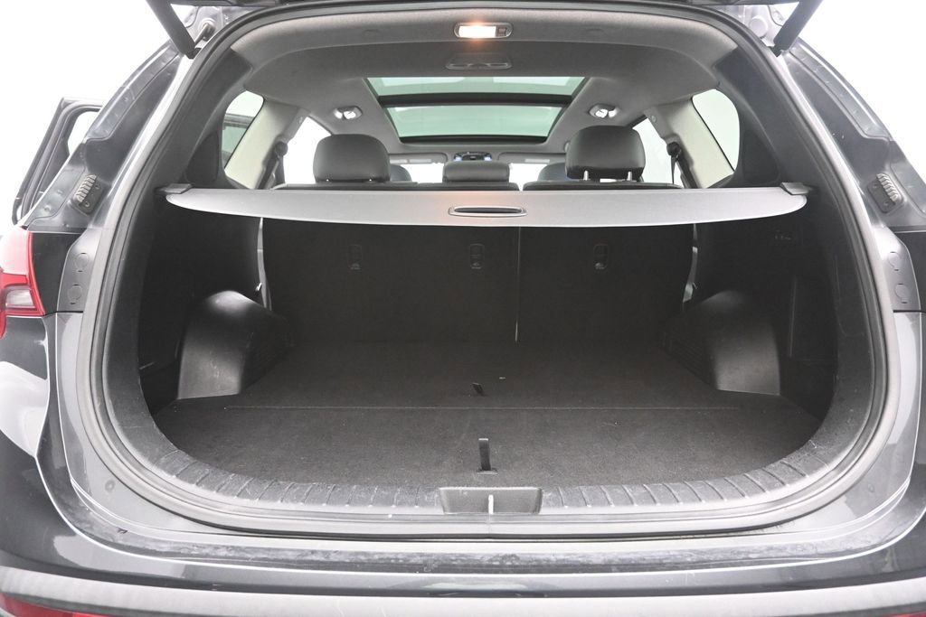 Used 2021 Hyundai Santa Fe Limited FWD image 2