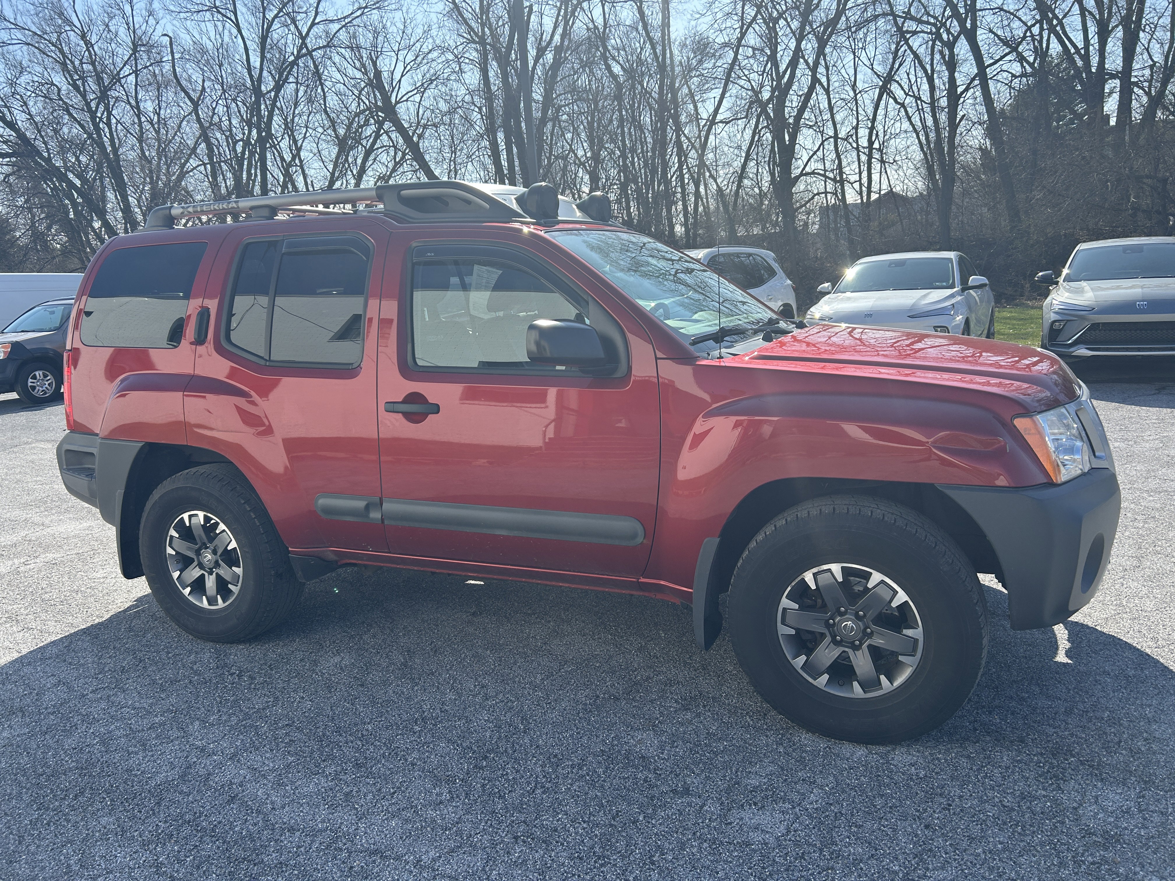 Used 2014 Nissan Xterra PRO-4X w/ Pro-4x Leather Package image 2