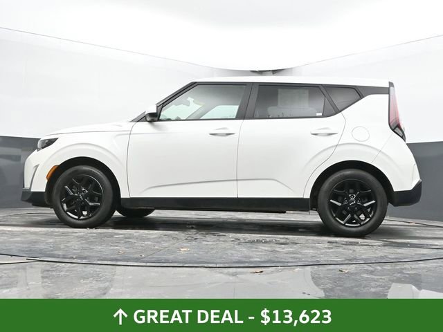 Used 2023 Kia Soul LX w/ Option Group 015 image 45