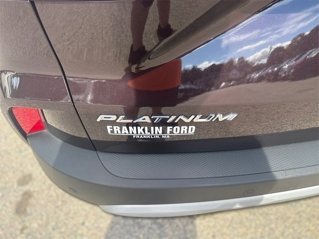 Used 2023 Ford Escape Platinum image 12