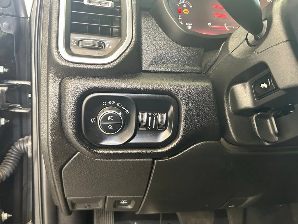 Used 2025 RAM 3500 Laramie w/ Night Edition AWD/4WD image 44