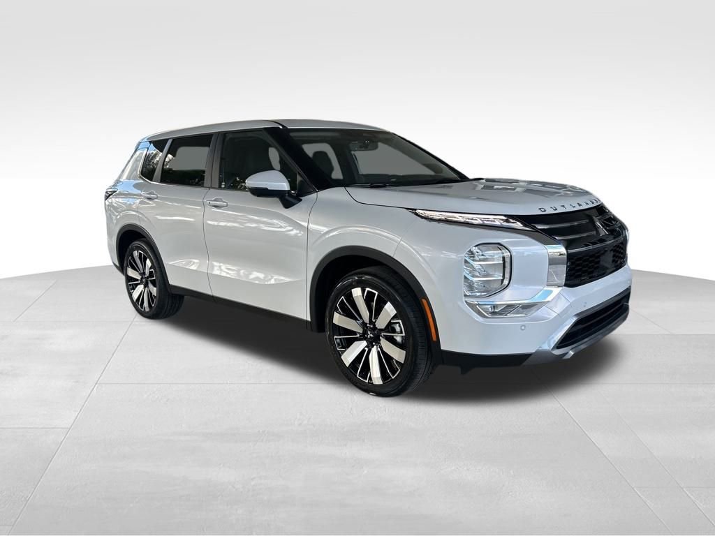 New 2026 Mitsubishi Outlander SE video 2