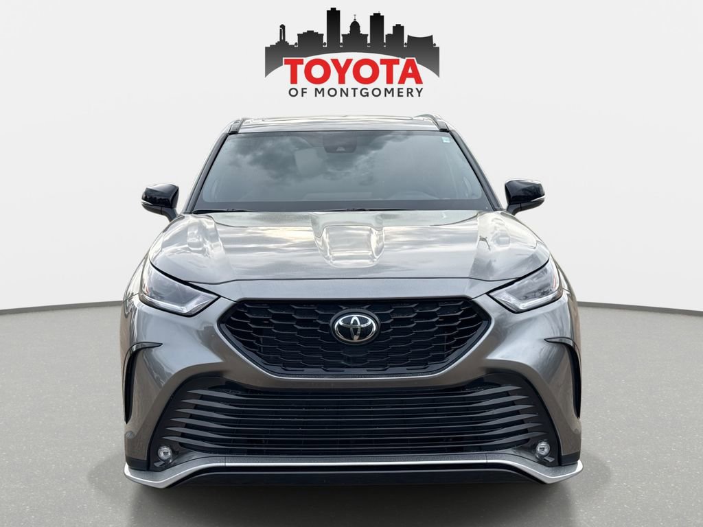 Used 2026 Toyota Highlander XSE image 8