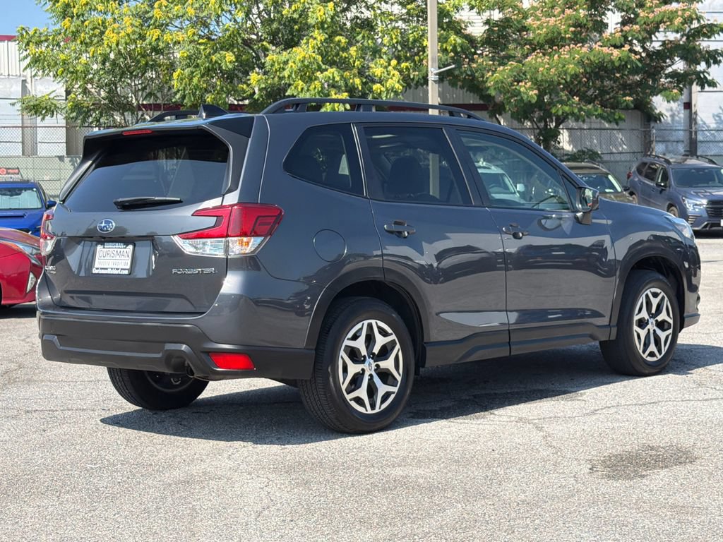 Certified 2024 Subaru Forester Premium AWD/4WD image 5