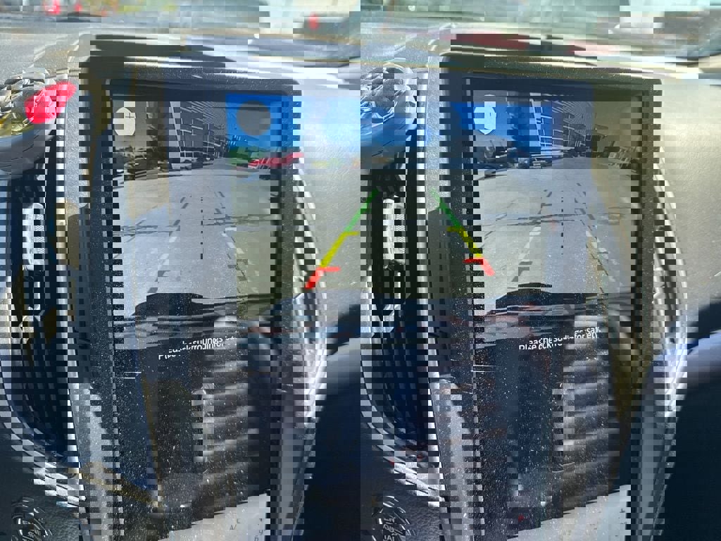 Used 2023 Ford Edge SEL w/ Convenience Package image 10