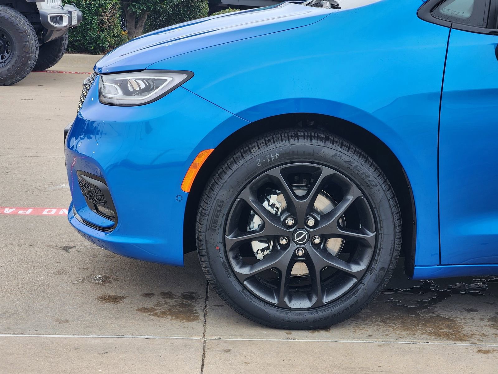 New 2026 Chrysler Pacifica Select image 10