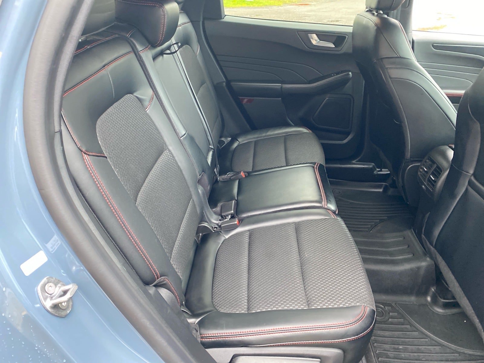 Used 2024 Ford Escape ST-Line w/ Tech Pack #1 AWD/4WD image 25