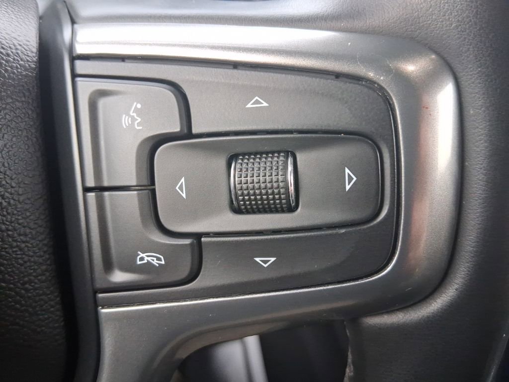 Used 2023 Chevrolet Suburban LT image 29