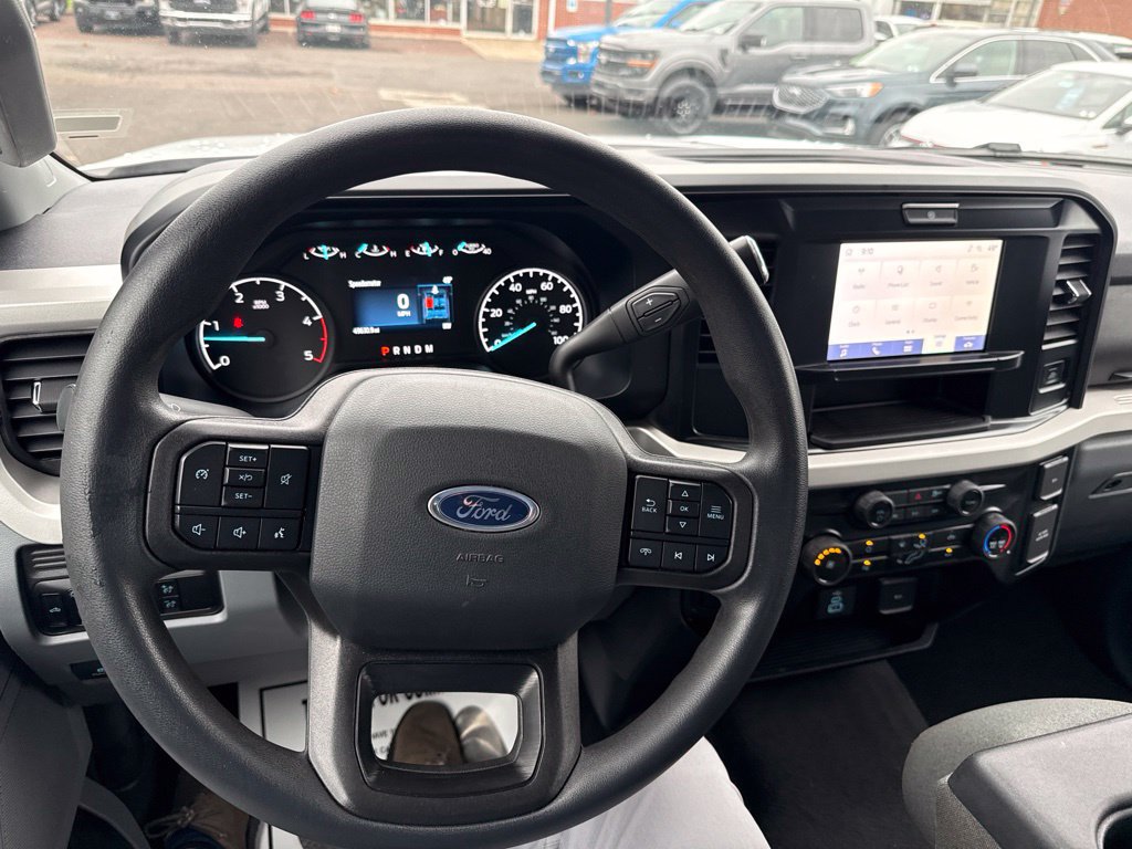 Used 2025 Ford F350 XLT AWD/4WD image 17