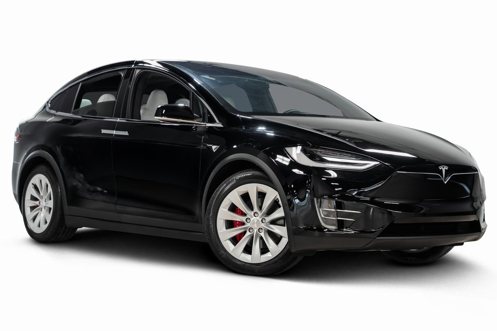 Used 2021 Tesla Model X Performance image 2