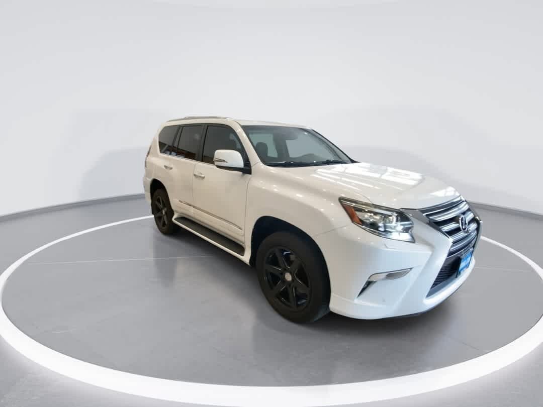 Used 2016 Lexus GX 460 w/ Premium Package AWD/4WD image 2