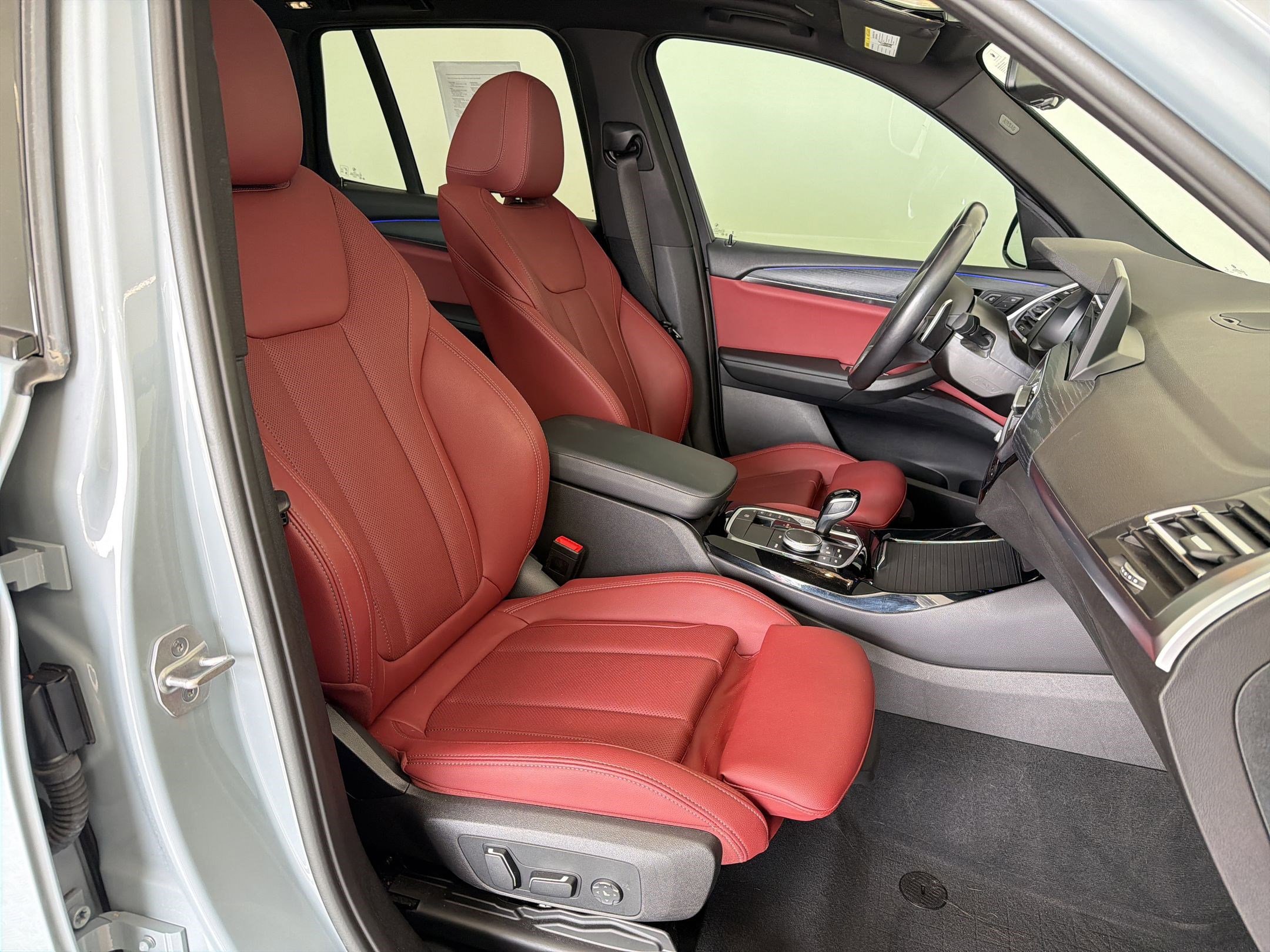 Certified 2024 BMW X3 xDrive30i w/ Premium Package image 31