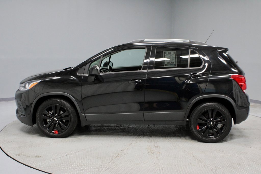 Used 2020 Chevrolet Trax LT w/ Redline Edition image 8