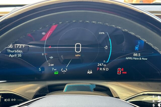 New 2026 Cadillac Vistiq Sport w/ LPO, Floor Liner Package image 25