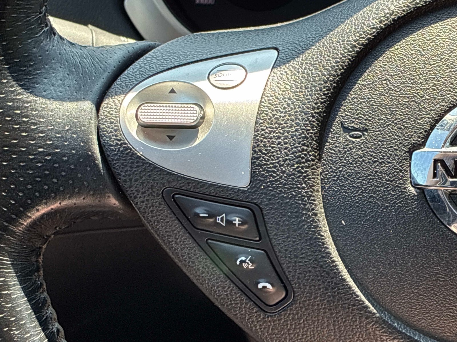Used 2012 Nissan Juke SL AWD/4WD image 26