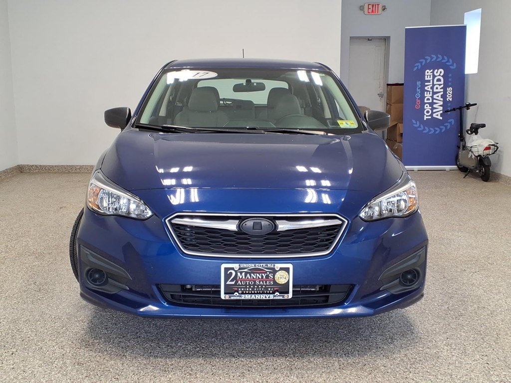 Used 2017 Subaru Impreza 2.0i AWD/4WD image 2